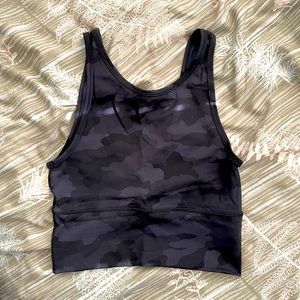 Lululemon Power pivot top